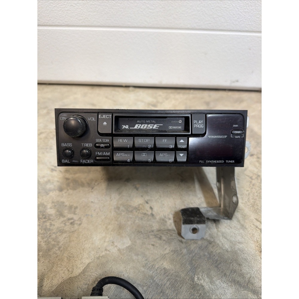 94-96 NISSAN 300ZX Cassette AM/FM/Stereo Radio Player Bose OEM PP-9528L PARTS